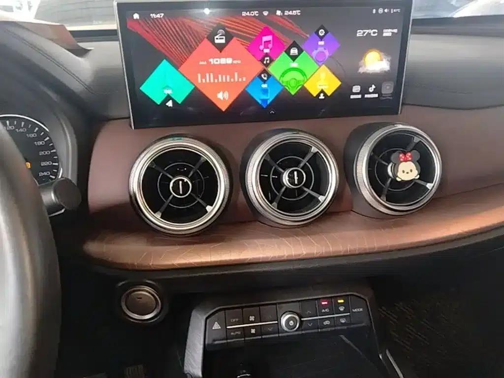 Weipai VV5 2021 1.5T 2WD Avantgarde — миниатюра 13