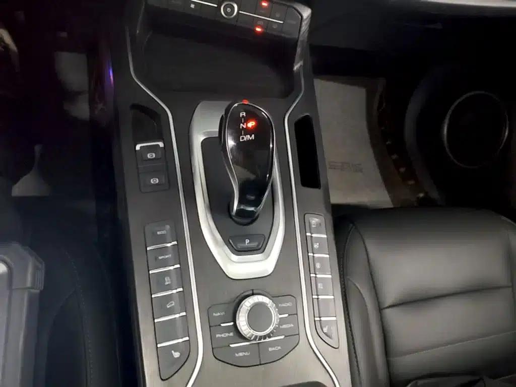 Wey VV5 2020 1.5T 2WD Smart Pioneer — миниатюра 14
