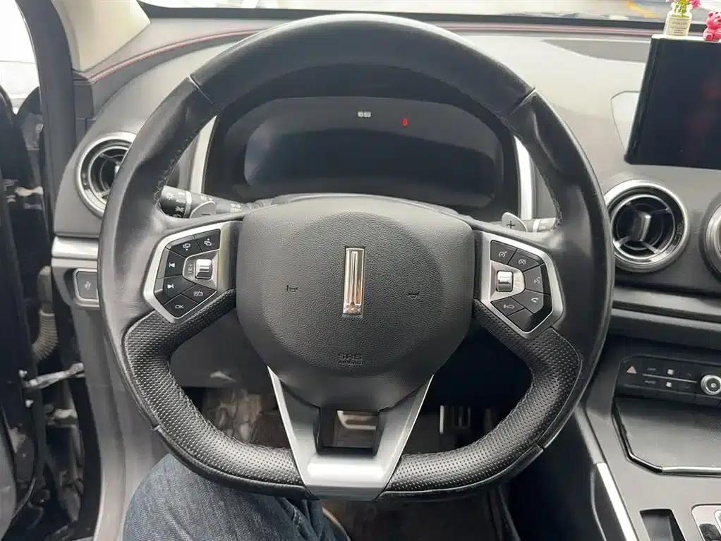 Weipai VV5 2017 2.0T Flagship Edition — миниатюра 3