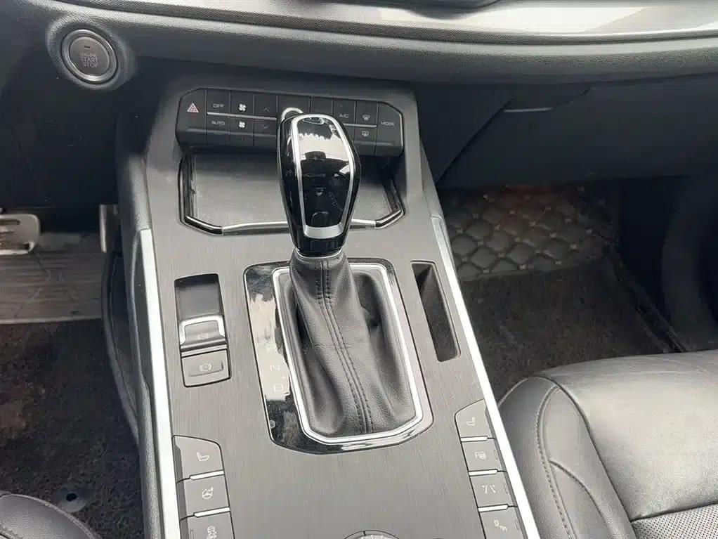 Weipai VV5 2017 2.0T Flagship Edition — миниатюра 8