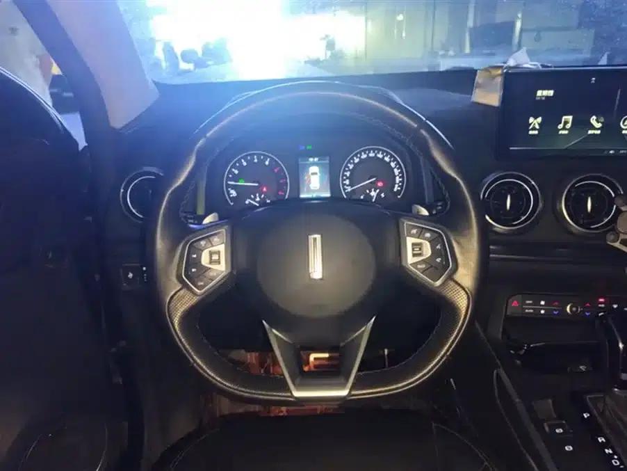 Weipai VV5 2017 2.0T Super Luxury Edition — миниатюра 14