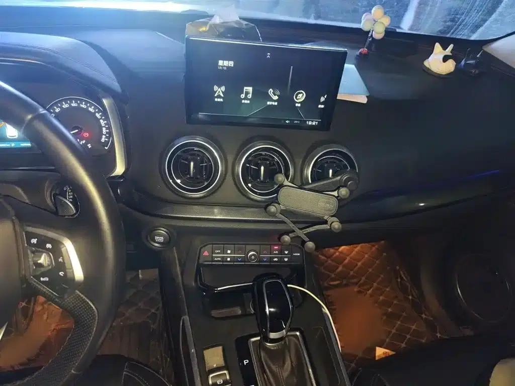 Weipai VV5 2017 2.0T Super Luxury Edition — миниатюра 6