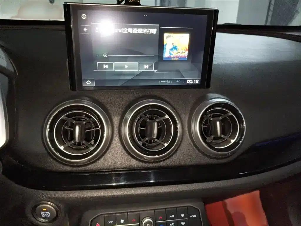 Weipai VV5 2017 2.0T Super Luxury Edition — миниатюра 6