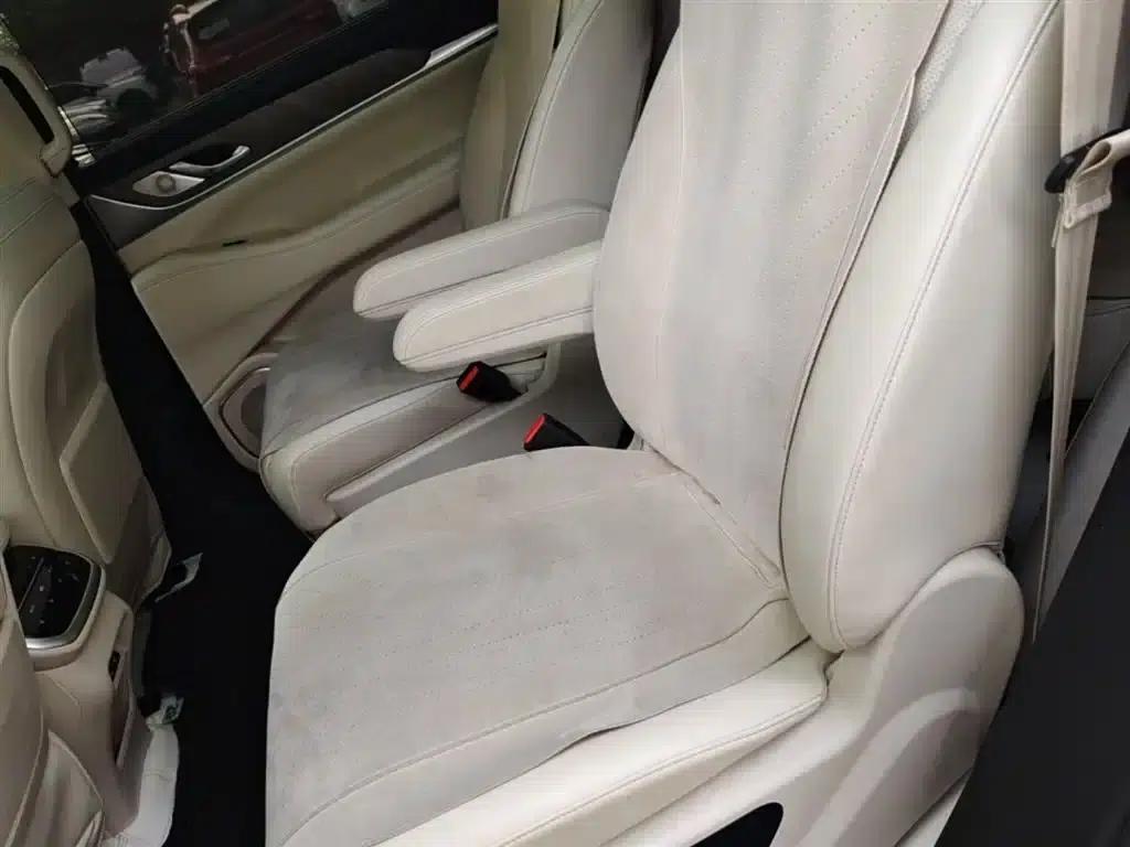 Weipai Lanshan 2023 Four-Wheel Drive Extended Range Edition — миниатюра 17