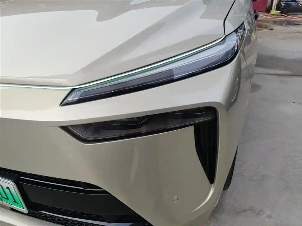 Weipai Lanshan 2023 Four-Wheel Drive Extended Range Edition — миниатюра 24