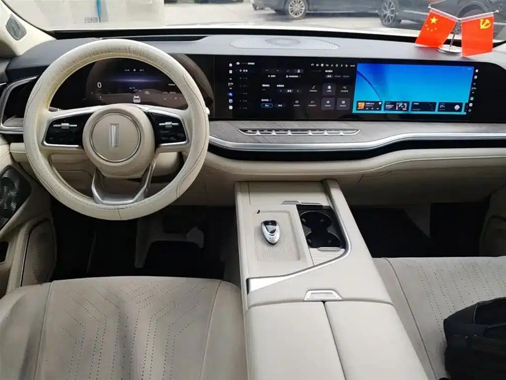 Weipai Lanshan 2023 Four-Wheel Drive Extended Range Edition — миниатюра 10