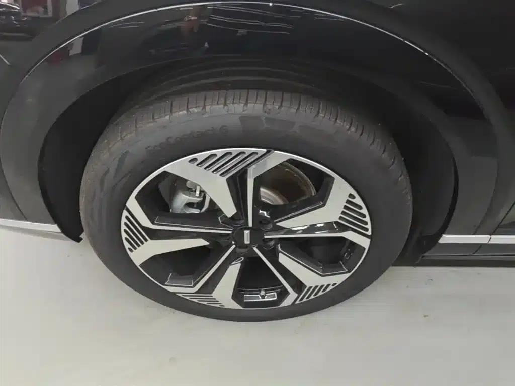 Weipai Blue Mountain 2025 Four-Wheel Drive Ultra — миниатюра 23