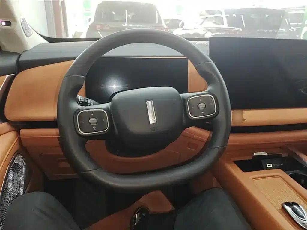 Weipai Blue Mountain 2025 Four-Wheel Drive Ultra — миниатюра 11