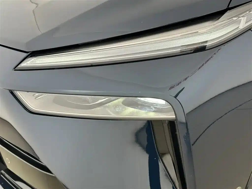 Weipai Lanshan 2023 Four-Wheel Drive Extended Range Edition — миниатюра 25