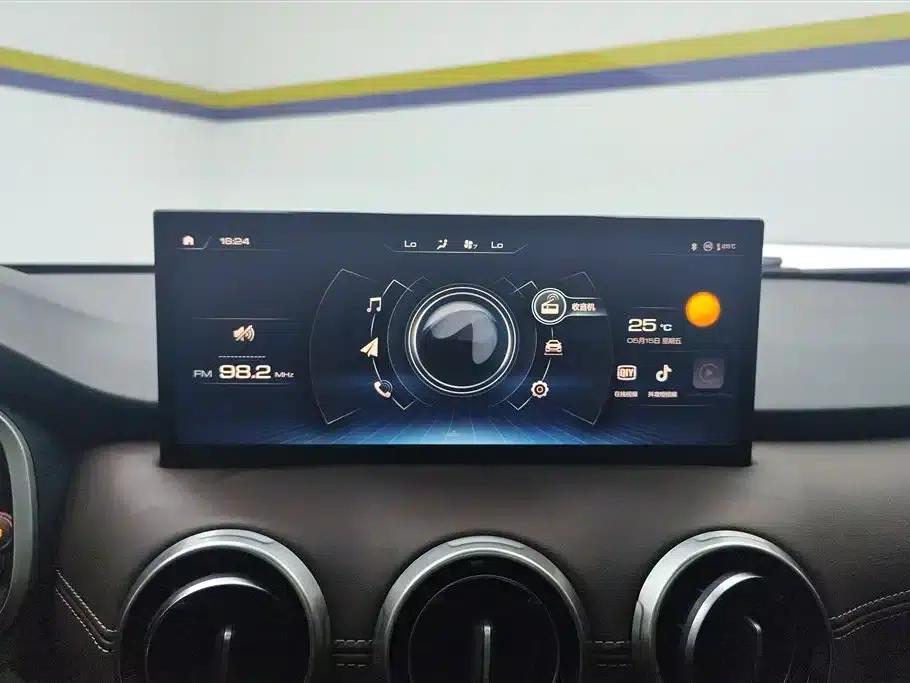 Weipai VV6 2021 2.0T 2WD Smart Protection+ — миниатюра 13