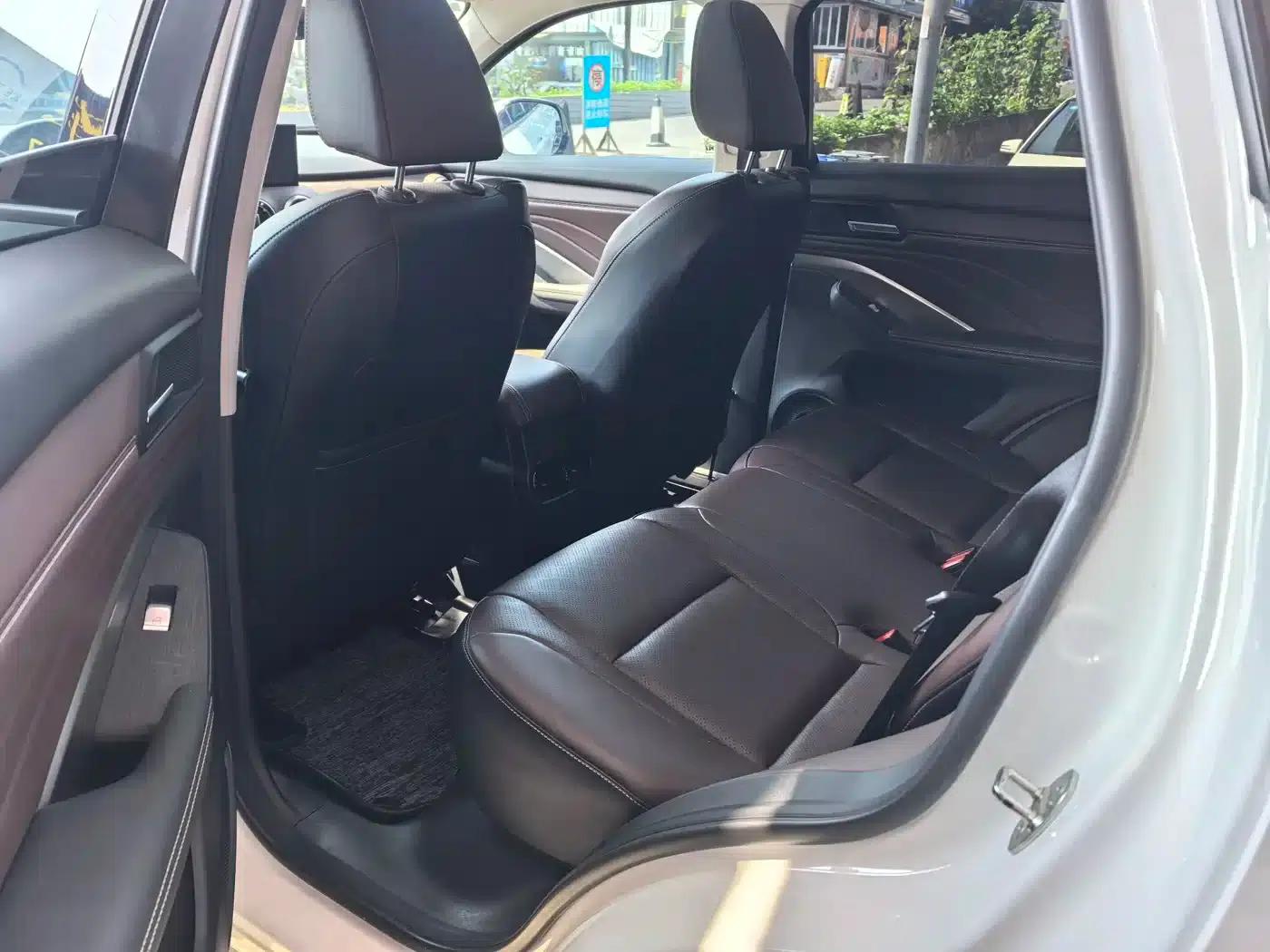 Weipai VV6 2021 2.0T 2WD Smart Protection+ — миниатюра 8
