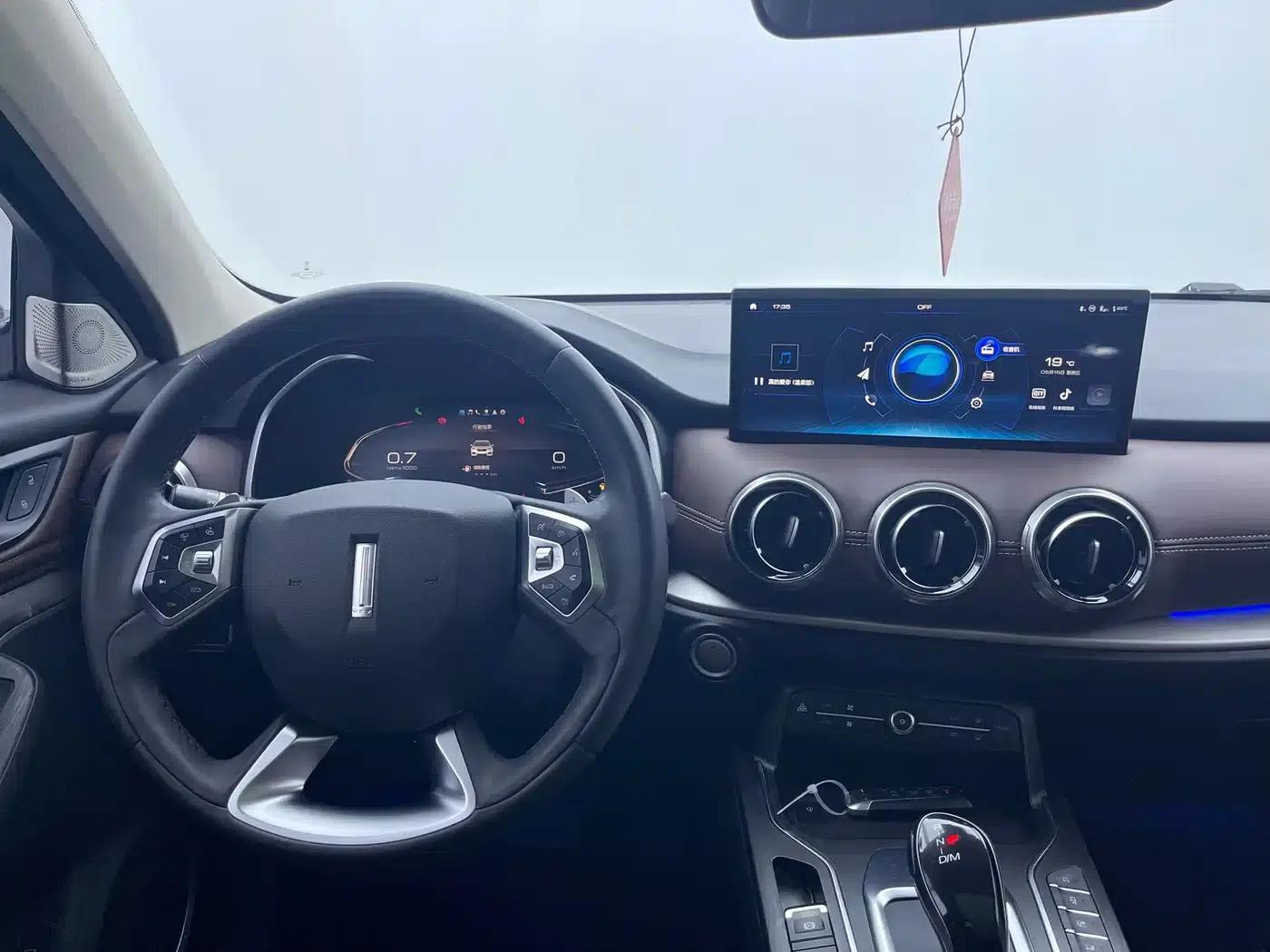 Wey VV6 2021 2.0T 4WD Intelligent Driving+ — миниатюра 16