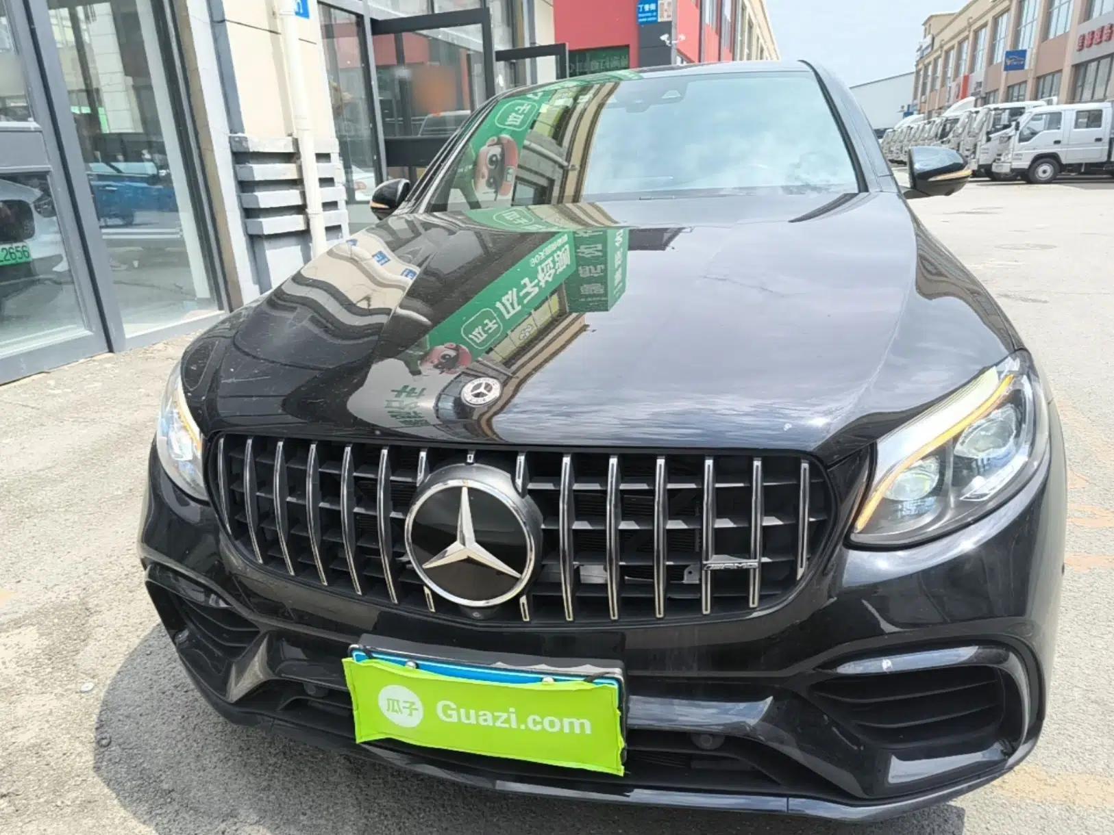 Mercedes-Benz GLC Coupe AMG 2018 AMG GLC 63 4MATIC+ Coupe SUV — миниатюра 2