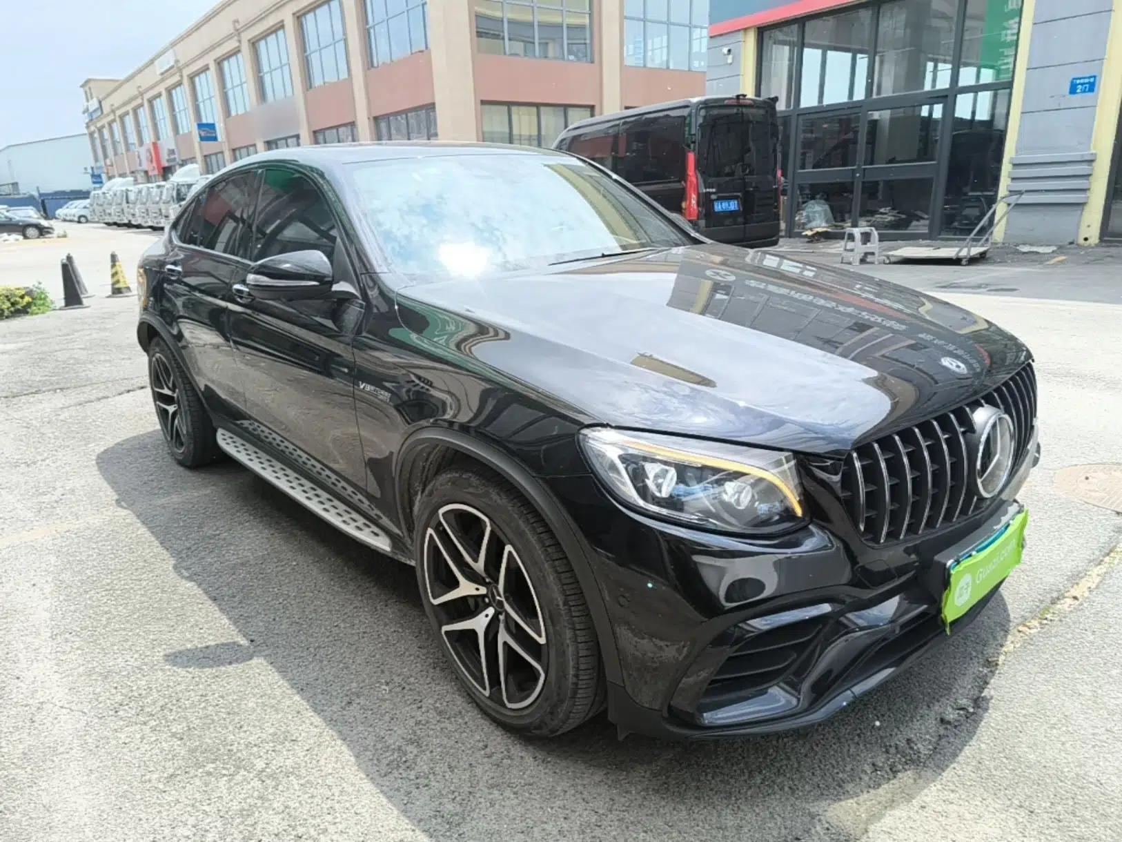 Mercedes-Benz GLC Coupe AMG 2018 AMG GLC 63 4MATIC+ Coupe SUV — миниатюра 3