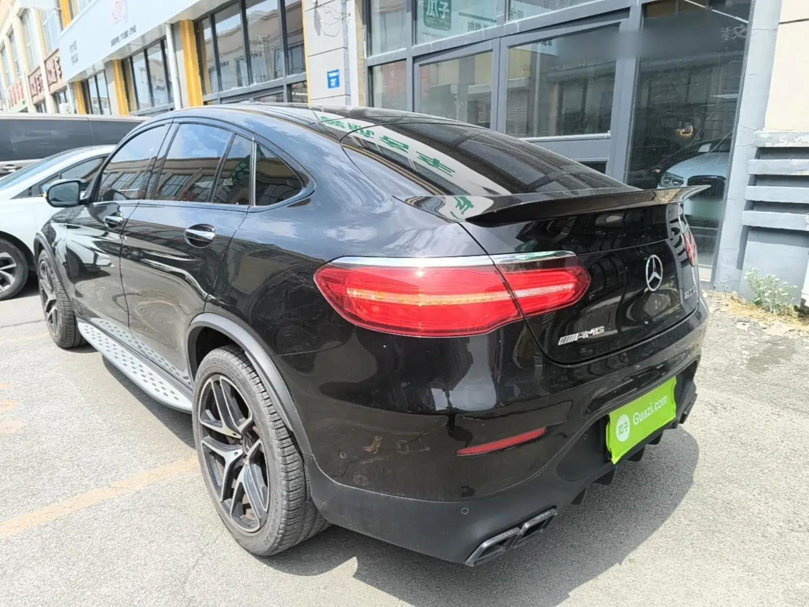 Mercedes-Benz GLC Coupe AMG 2018 AMG GLC 63 4MATIC+ Coupe SUV — миниатюра 4