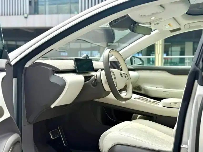 NIO ET7 2024 75kWh Executive Edition — миниатюра 2
