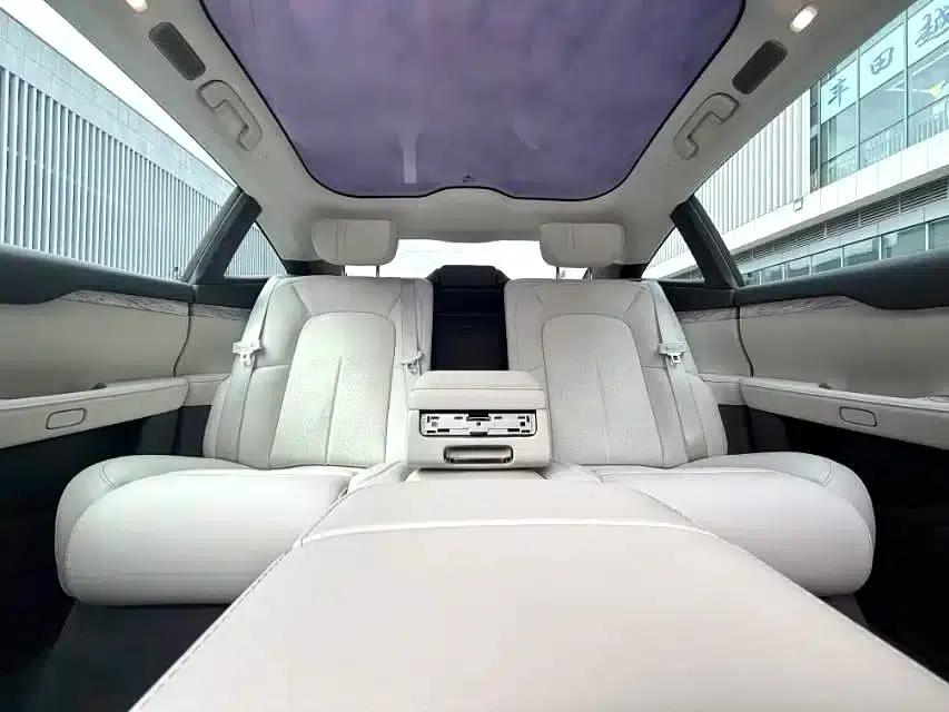 NIO ET7 2024 75kWh Executive Edition — миниатюра 6