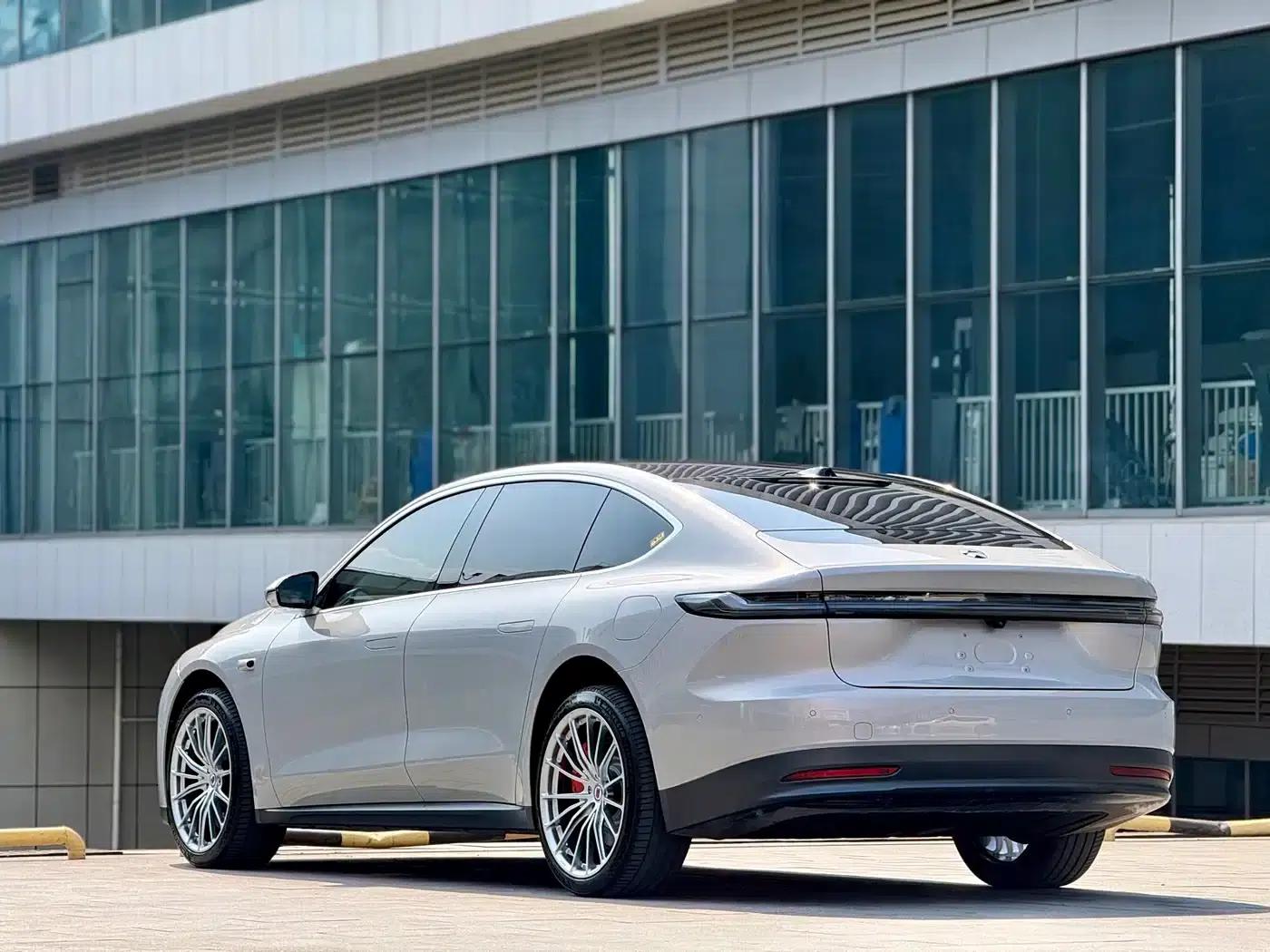 NIO ET7 2024 75kWh Executive Signature Edition — миниатюра 14