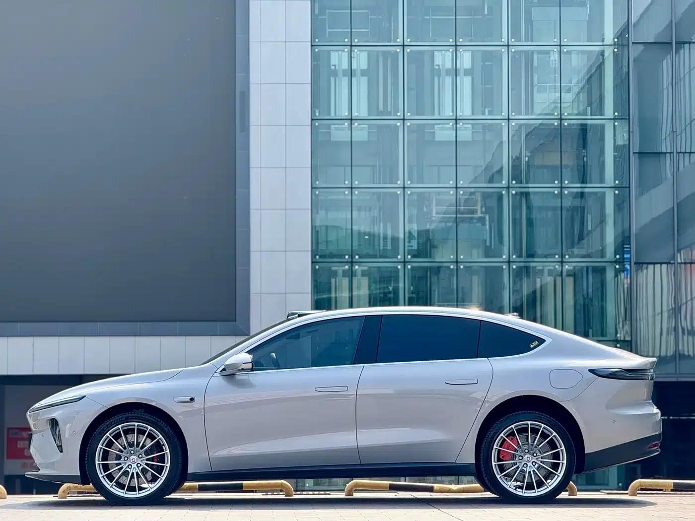 NIO ET7 2024 75kWh Executive Signature Edition — миниатюра 15