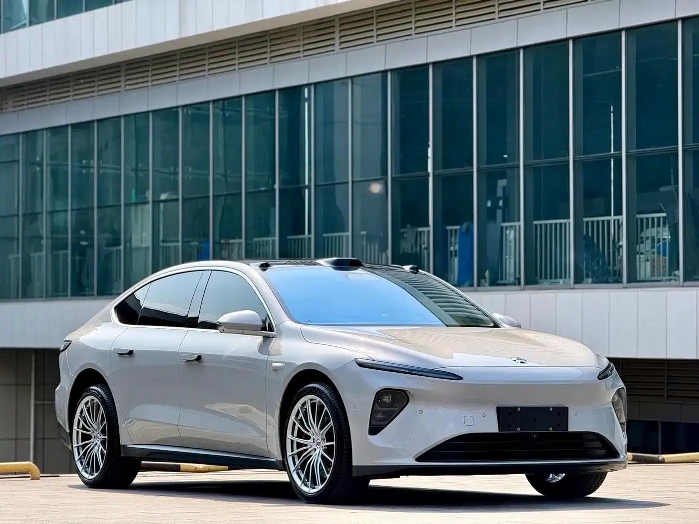 NIO ET7 2024 75kWh Executive Signature Edition — миниатюра 3
