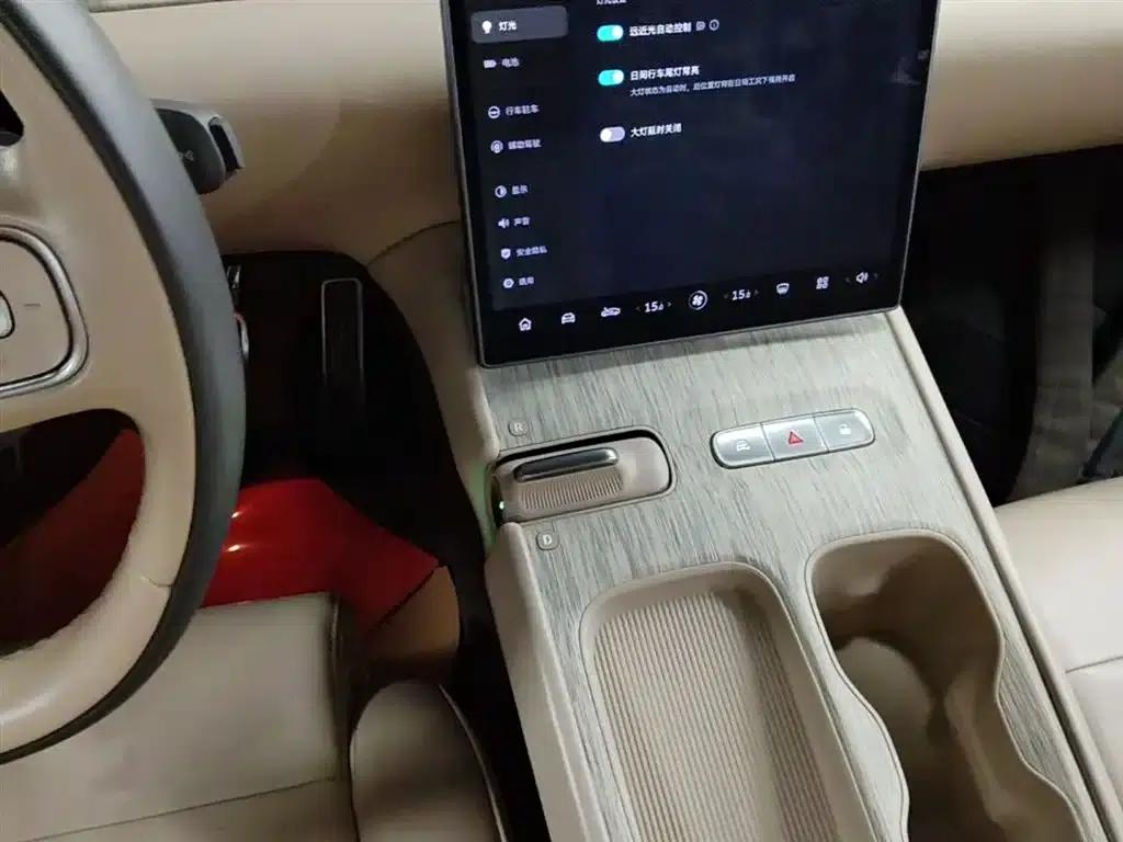 NIO ET7 2022 100kWh First Edition — миниатюра 14
