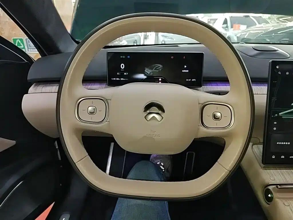 NIO ET7 2022 model 75kWh — миниатюра 11