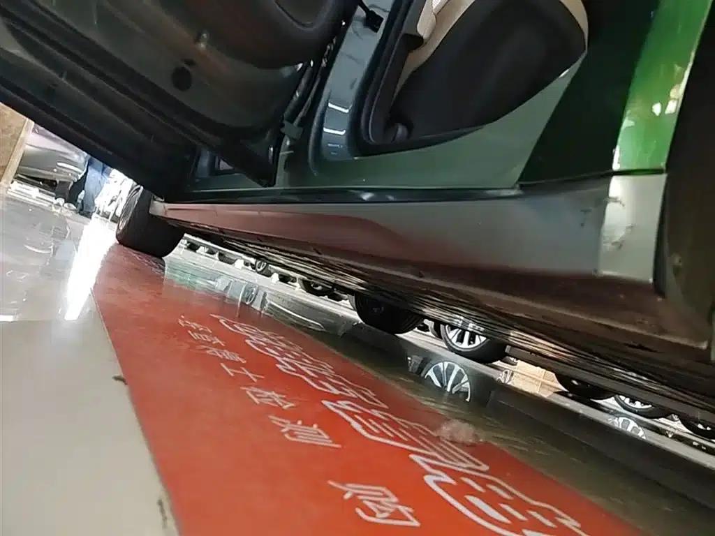 NIO ET7 2022 model 75kWh — миниатюра 22