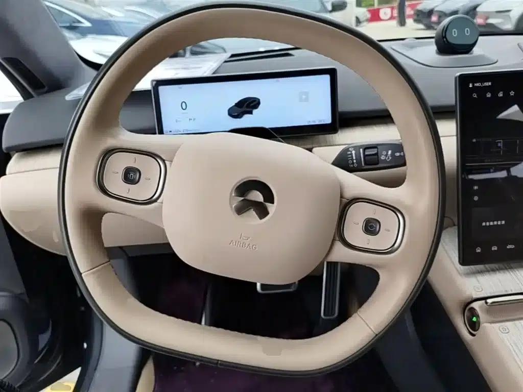 NIO ET7 2022 model 75kWh — миниатюра 11
