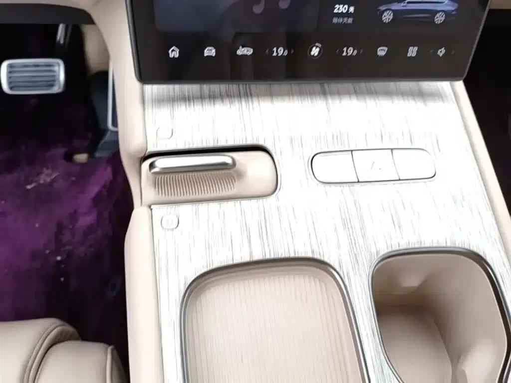 NIO ET7 2022 model 75kWh — миниатюра 14