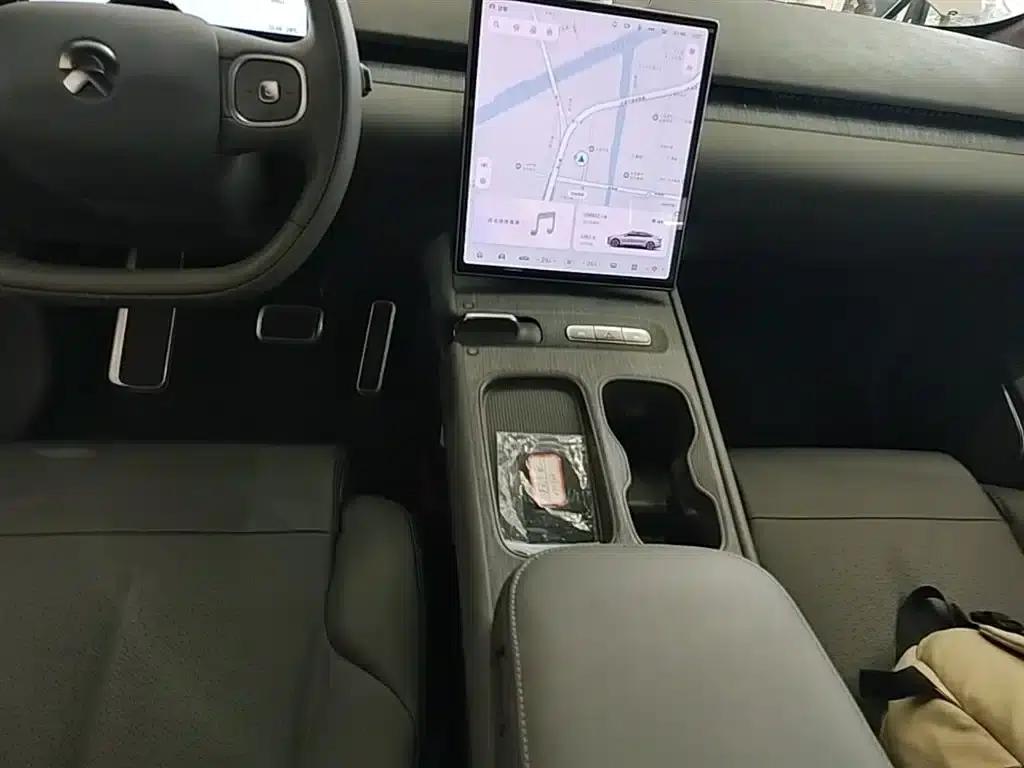 NIO ET7 2022 model 75kWh — миниатюра 14
