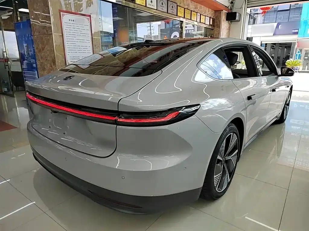 NIO ET7 2022 model 75kWh — миниатюра 7