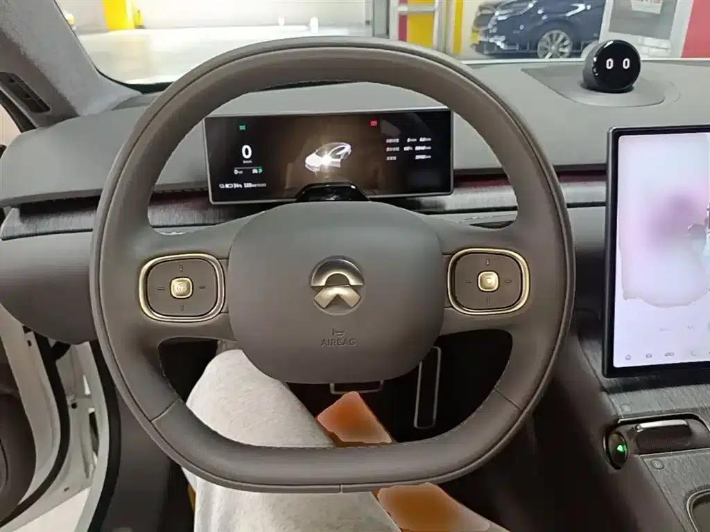 NIO ET7 2024 75kWh Executive Edition — миниатюра 11