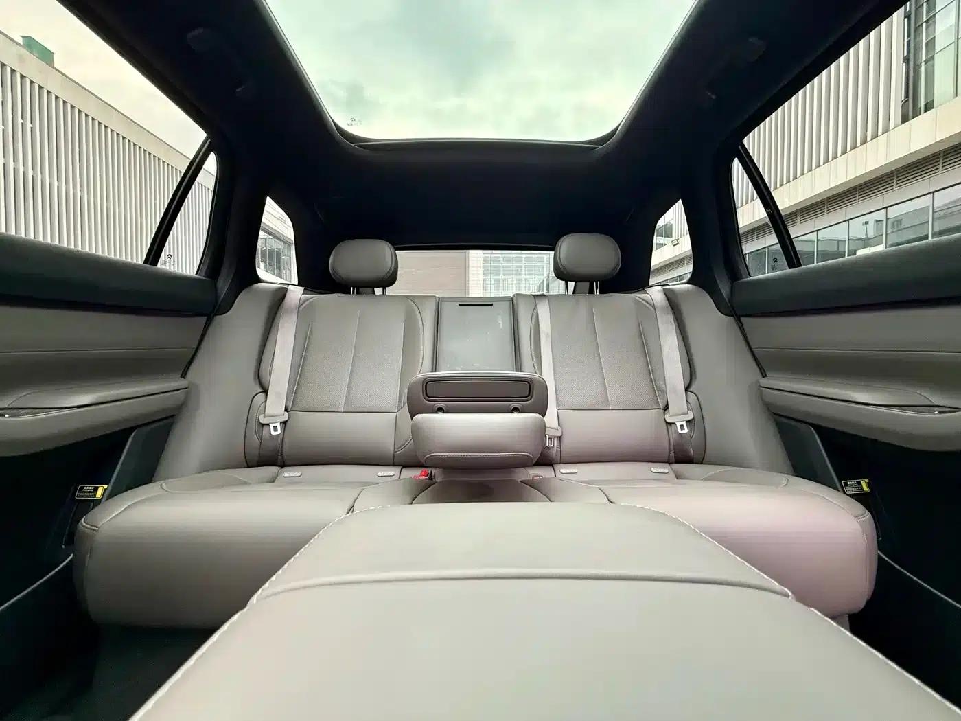 NIO ES7 2022 model 75kWh — миниатюра 12