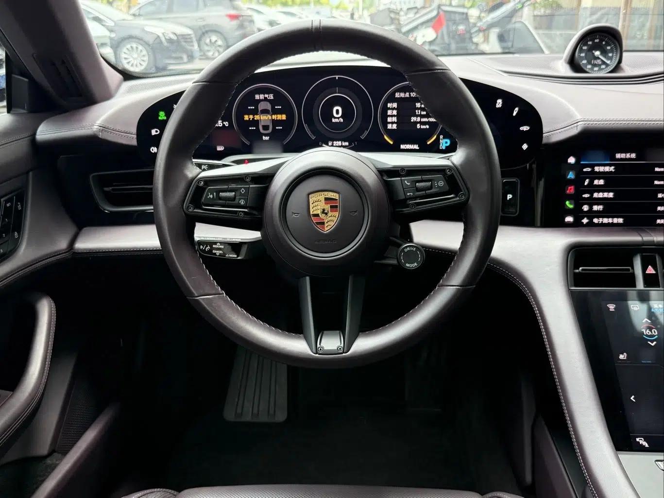 Porsche Taycan 2020 Taycan — миниатюра 8