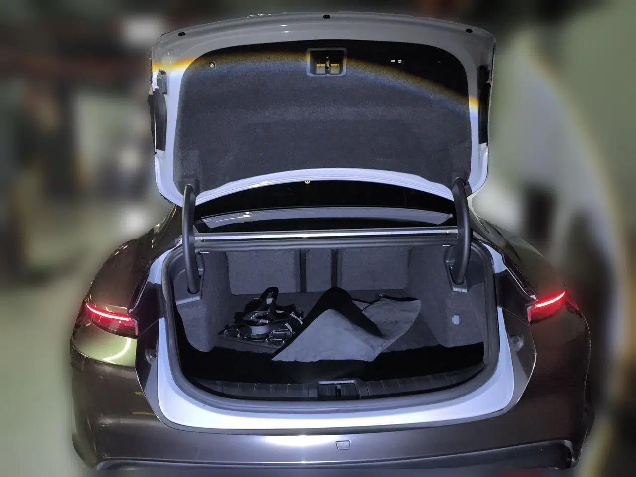 Porsche Taycan 2020 Taycan — миниатюра 20