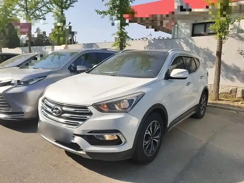 Santa Fe 2017 2.0T Automatic 2WD Smart 7-Seater — миниатюра 2