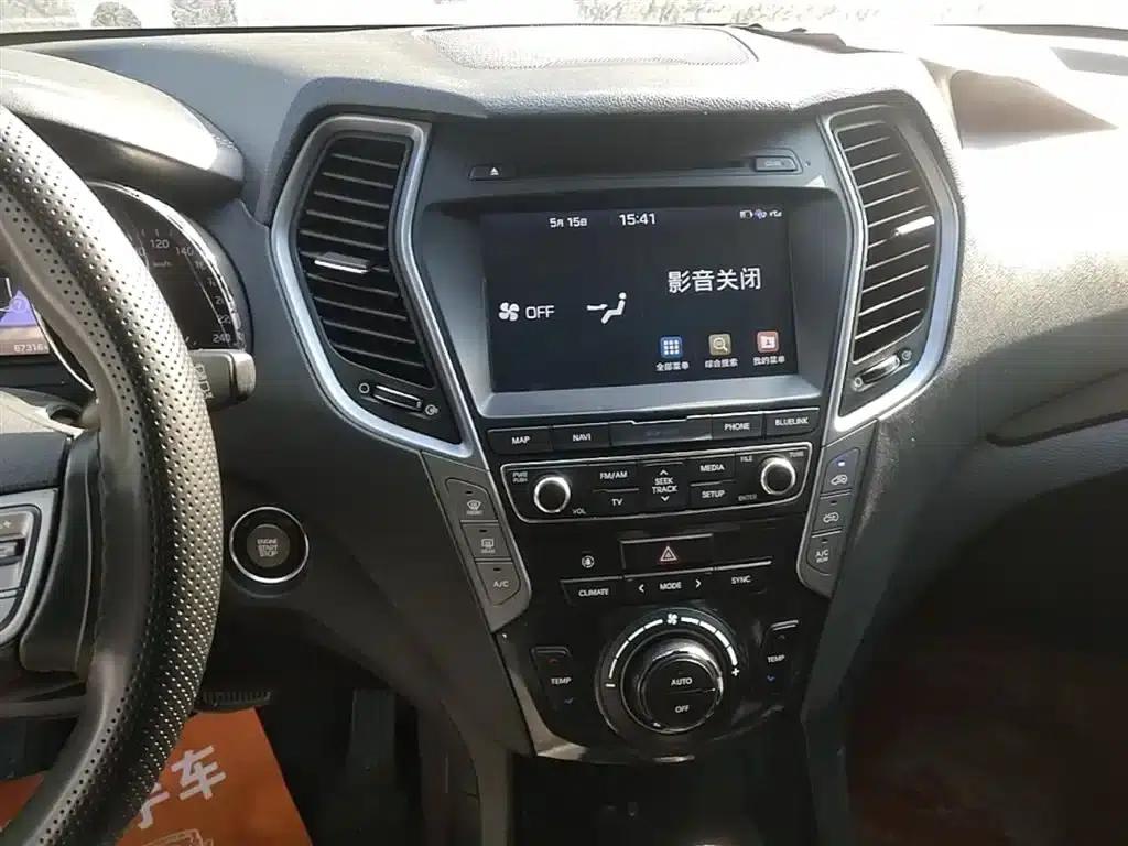 Santa Fe 2017 2.0T Automatic 2WD Smart 7-Seater — миниатюра 13