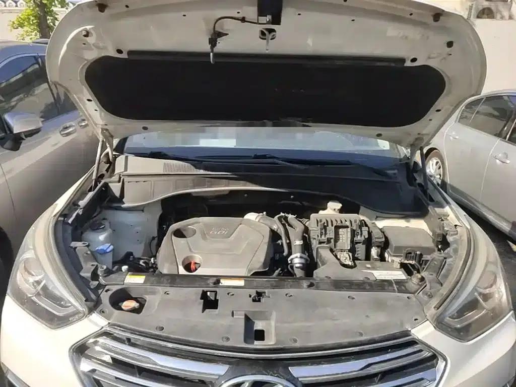 Santa Fe 2017 2.0T Automatic 2WD Smart 7-Seater — миниатюра 20
