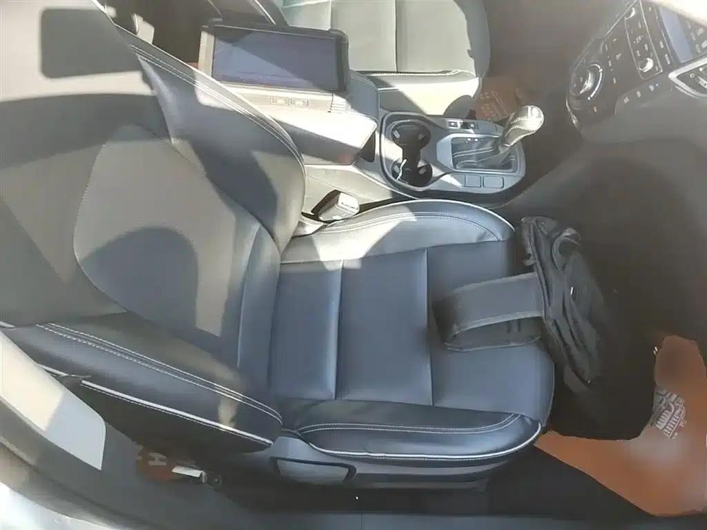 Santa Fe 2017 2.0T Automatic 2WD Smart 7-Seater — миниатюра 25