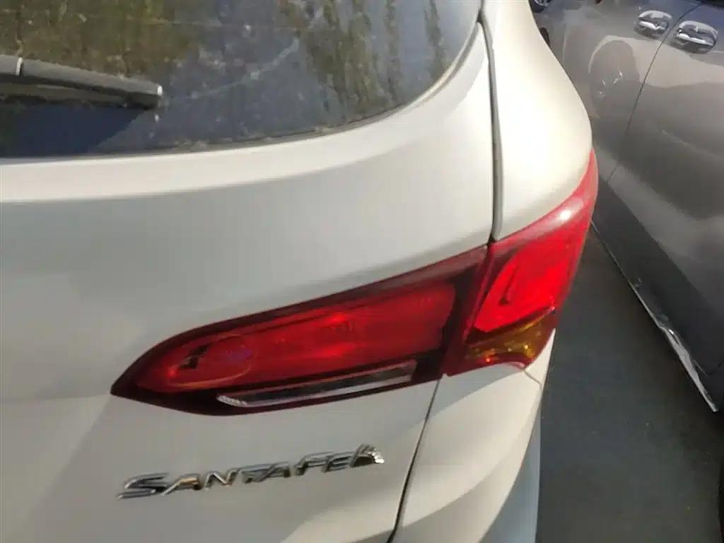 Santa Fe 2017 2.0T Automatic 2WD Smart 7-Seater — миниатюра 8