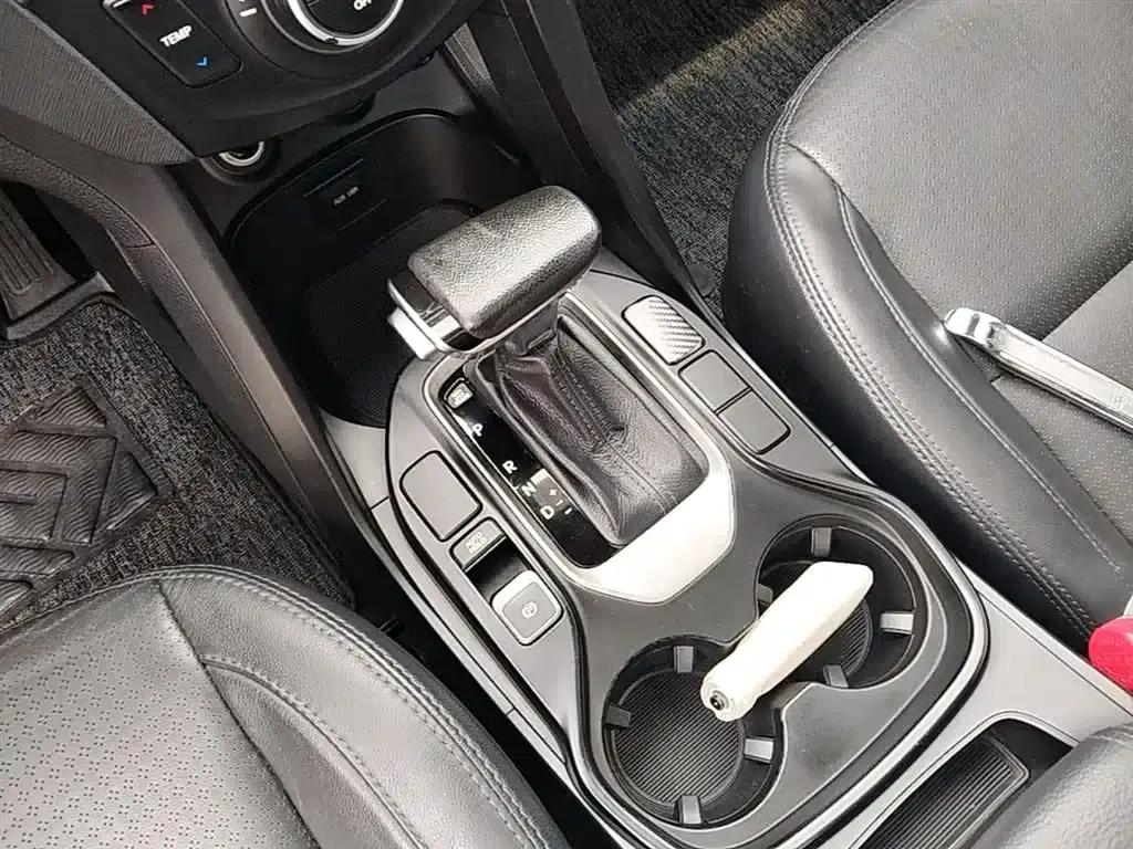 Santa Fe 2013 2.4L Automatic 2WD Smart Edition — миниатюра 14