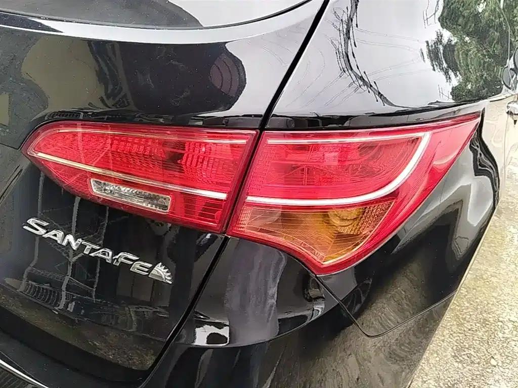 Santa Fe 2013 2.4L Automatic 2WD Smart Edition — миниатюра 8
