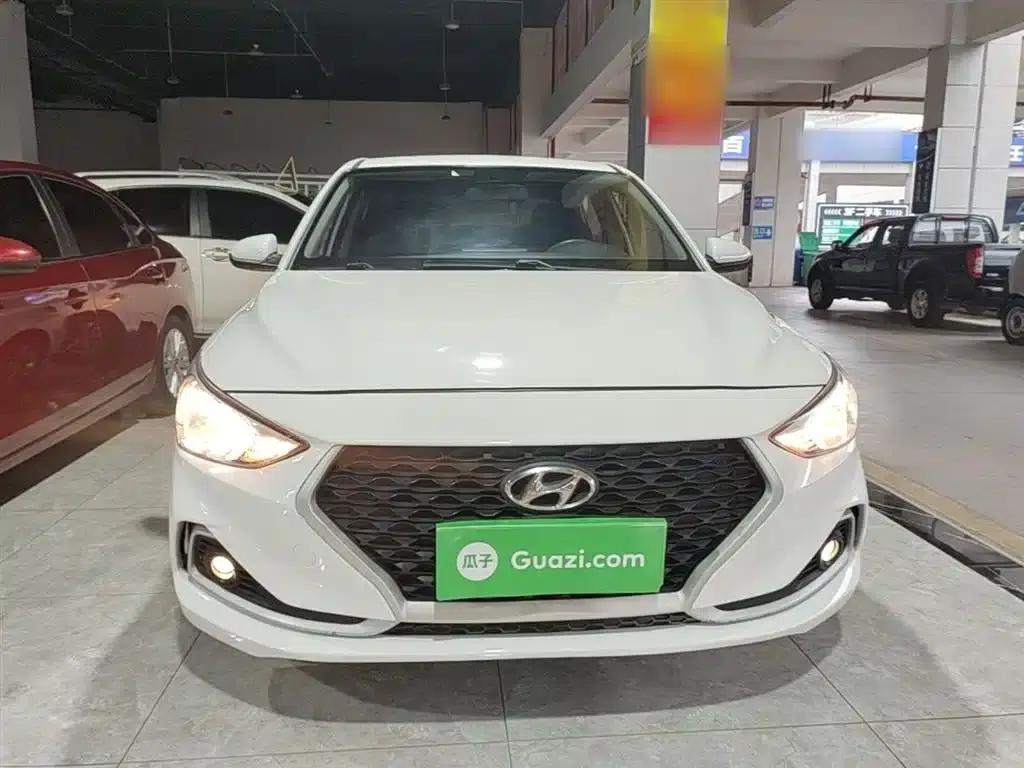 Hyundai Elantra 2018 1.6L Automatic GL (National VI Emission Standard) — миниатюра 3