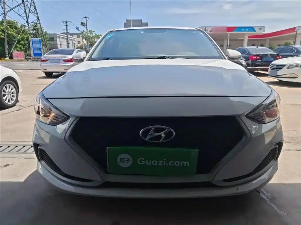Hyundai Elantra 2020 1.6L Automatic GL Edition — миниатюра 3