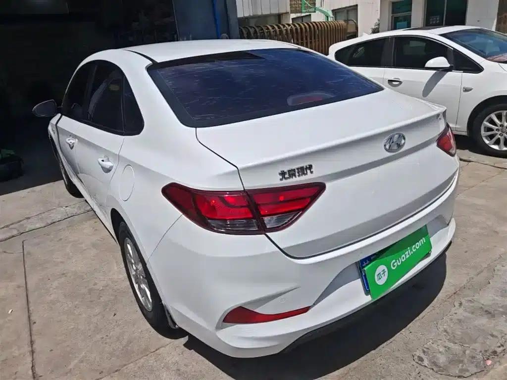 Hyundai Elantra 2020 1.6L Automatic GL Edition — миниатюра 5