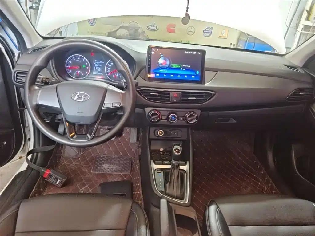 Hyundai Elantra 2020 1.6L Automatic GL Edition — миниатюра 10