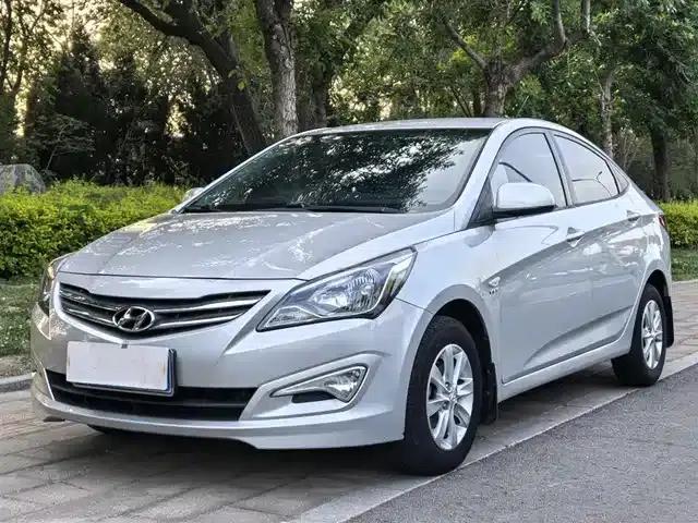 2014 Hyundai Reina 1.4L Automatic Leading Edition GLX