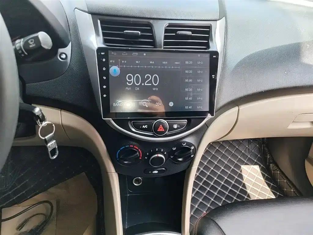 2016 Hyundai Reina 1.4L Manual Intelligent GLS — миниатюра 13