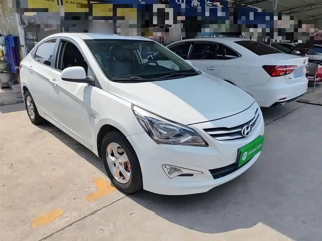 2016 Hyundai Reina 1.4L Manual Intelligent GLS — миниатюра 4