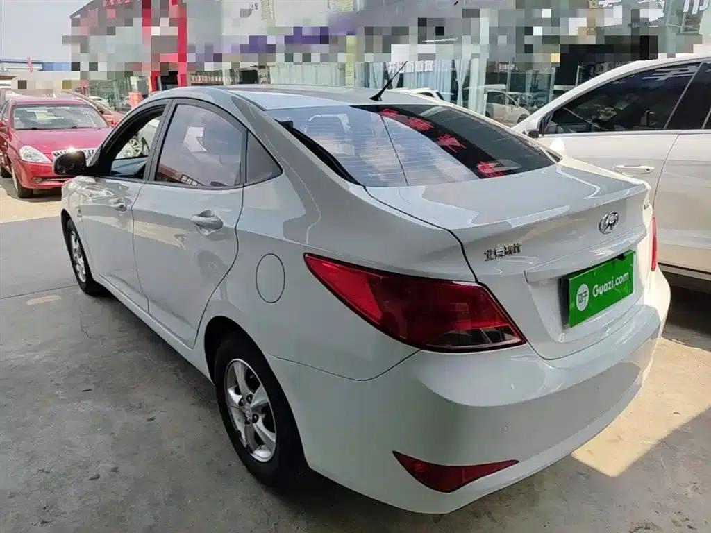 2016 Hyundai Reina 1.4L Manual Intelligent GLS — миниатюра 5